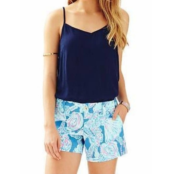 Lilly Pulitzer Gallahan Shorts. - Picture 4 of 13